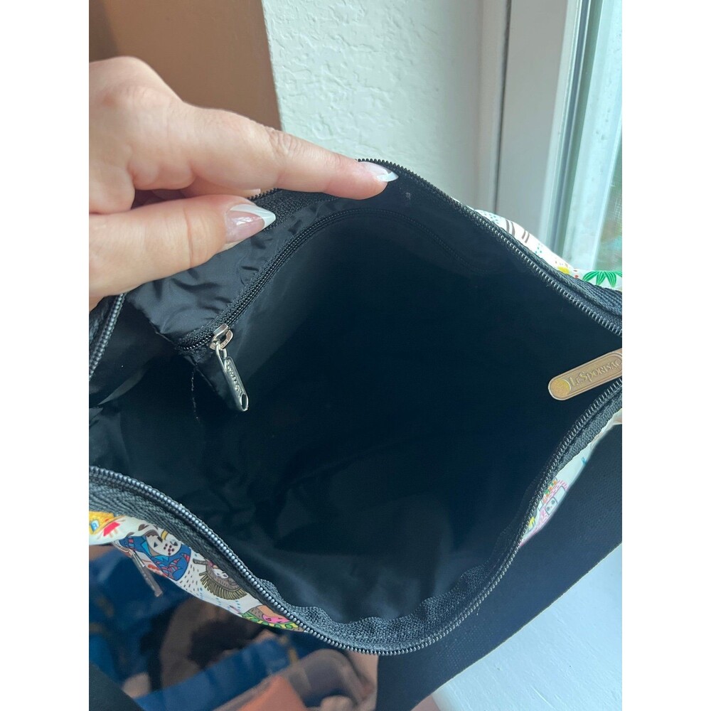 LeSportSac Classic Hobo Crossbody Bag in “Onolicious” Hawaii Retired Print! - Picture 4 of 12